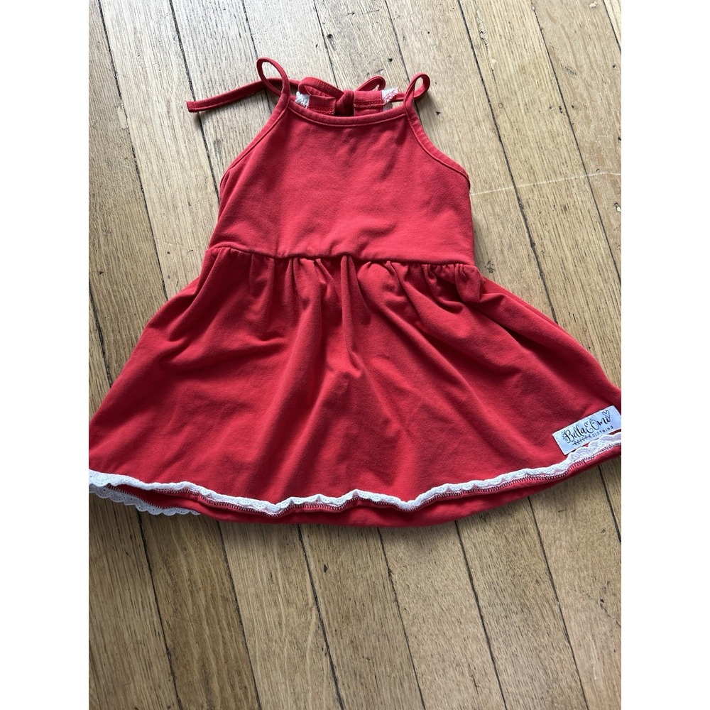 Bella & Omi Clothing Size 2 Red Crochet Dress Boutique Peek-A-Boo Back
